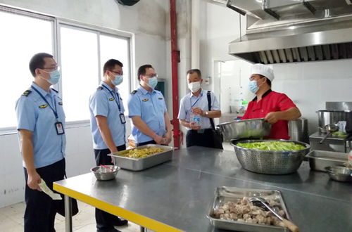 凌云 四个抓实 筑牢食品餐饮安全监管网