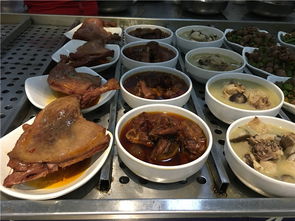 新乡市牧野佳朋餐饮管理当属专业的食堂托管公司 工厂食堂托管
