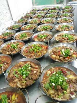 高埗饭堂承包食堂承包膳食管理外包模式