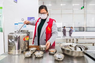 南京中小学食堂怎么管理的 今天我们告诉你